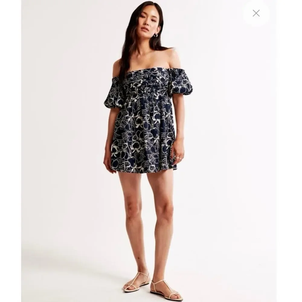Abercrombie & Fitch Emerson Off-The-Shoulder Skort Navy Fruit Print Size M NWT